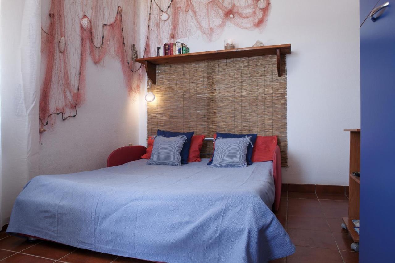 Casa Al Mare Con Splendita Vista Sul Mare Petrosino Esterno foto
